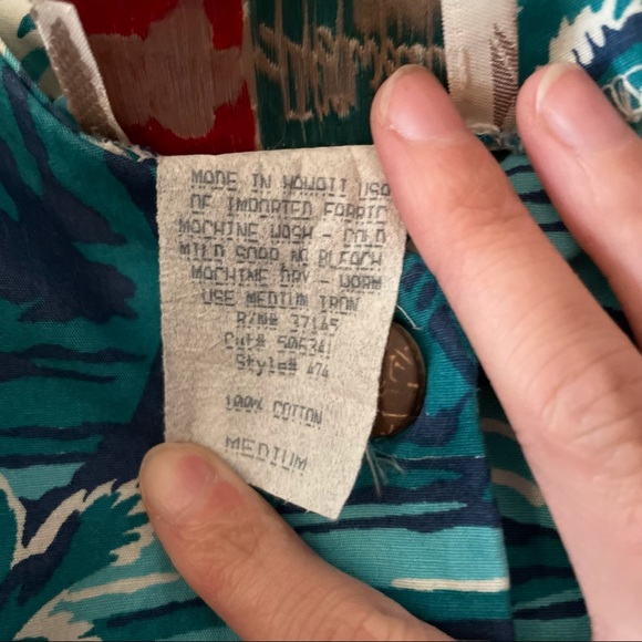 VINTAGE 100% Cotton! Button-front Hawaiian Dress - Picture 5 of 5